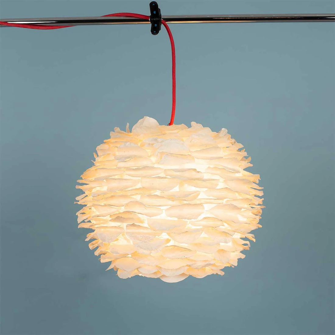 Papierlampe „Rose“ – Naturweiß &amp; Handgefertigt