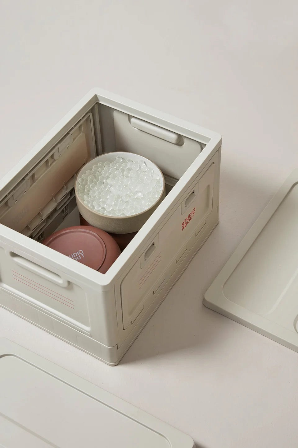 BOX, MITTEL, HELLGRAU