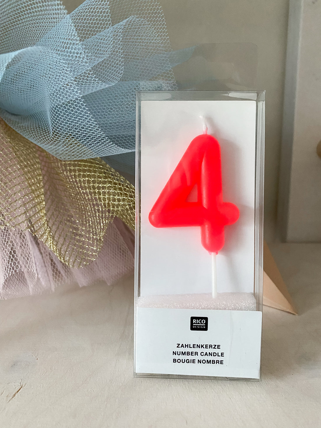 Zahlenkerze 4 &