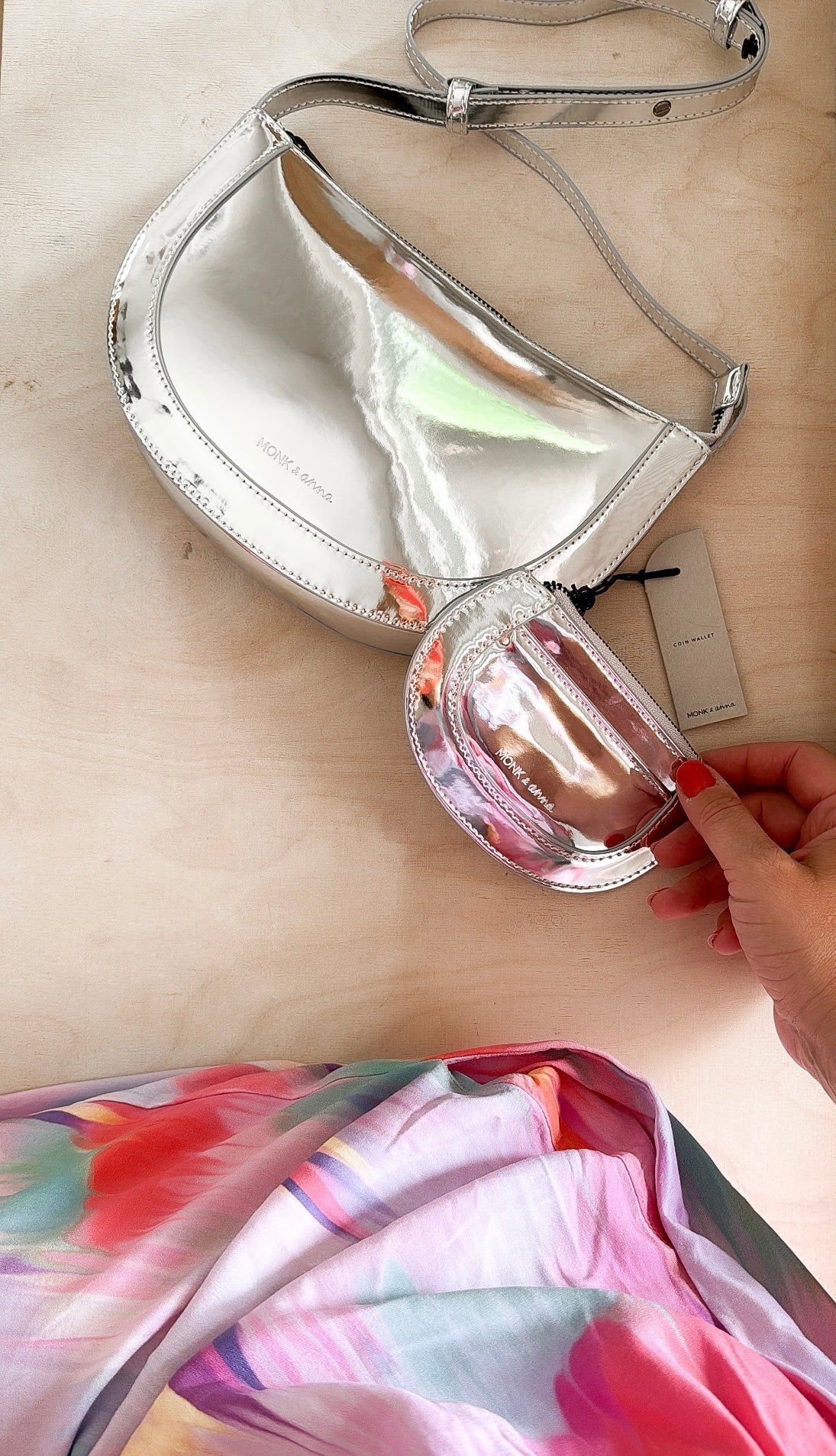 Farou shoulder bag silber