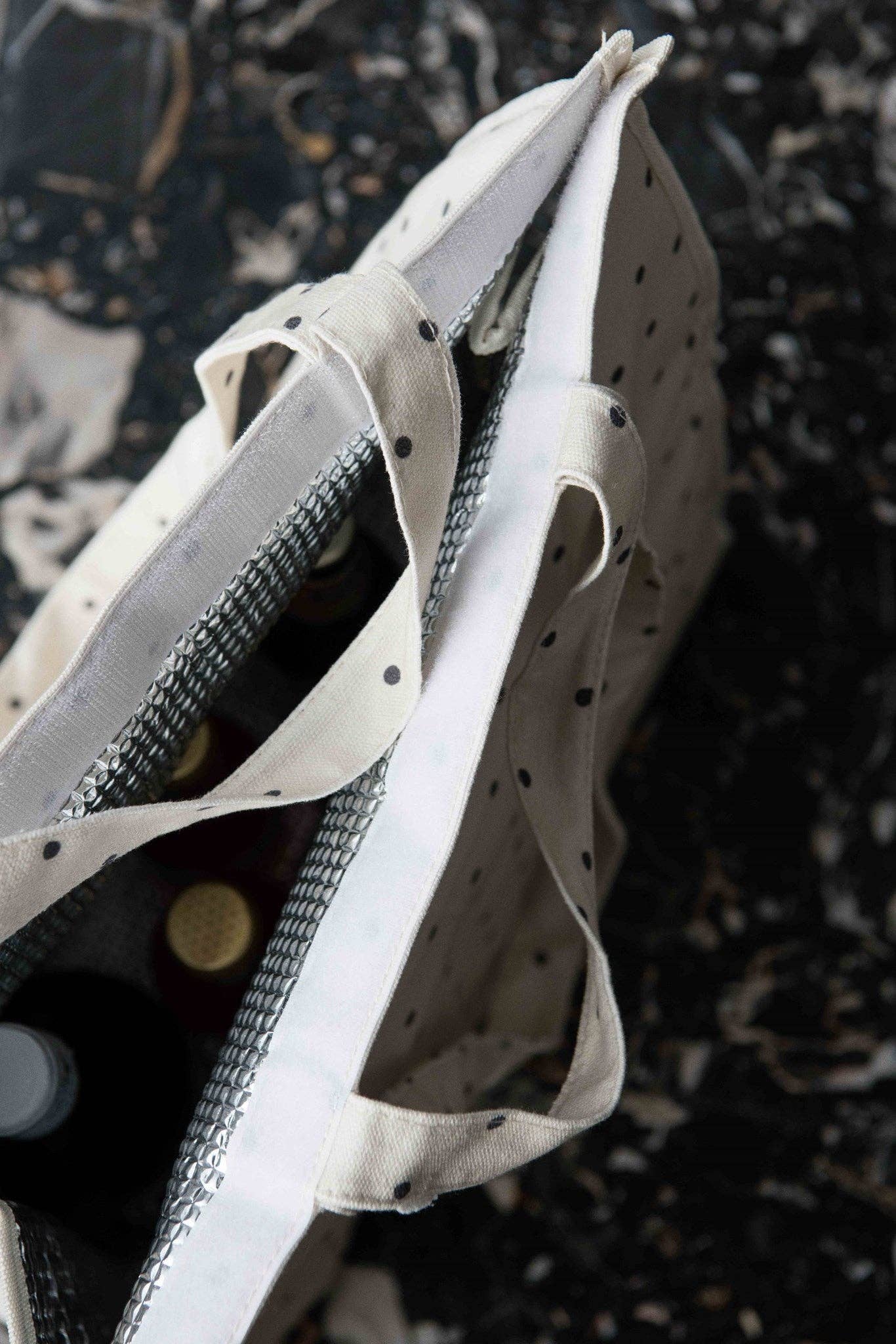"Cool Dots" – Die stylische Kühltasche für unterwegs