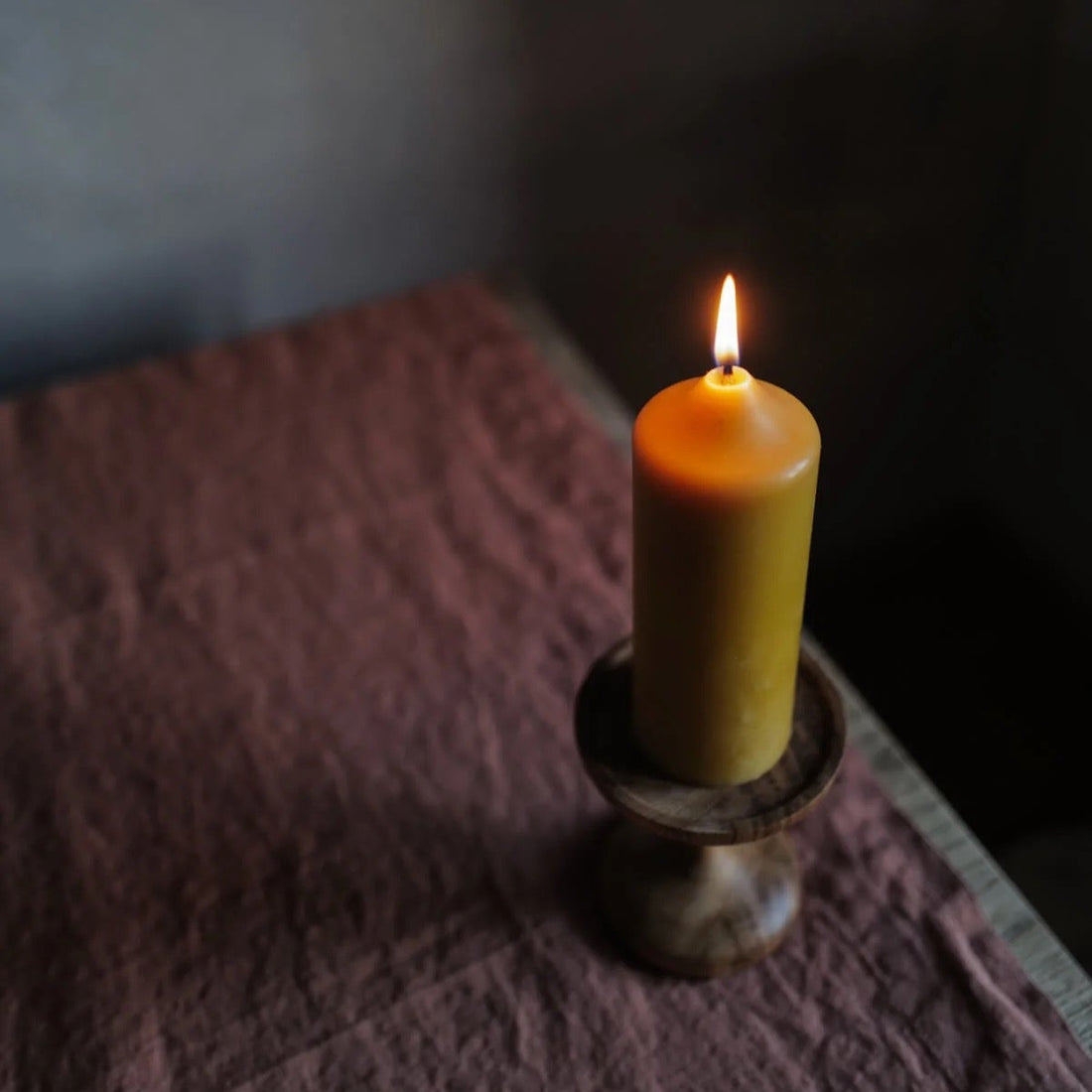 Stumpenkerze aus  Bienenwachs