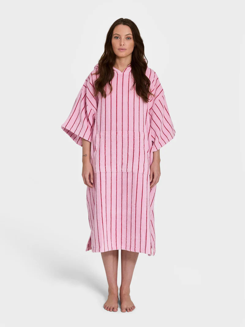 Naram Poncho, baby pink &amp; ski patrol