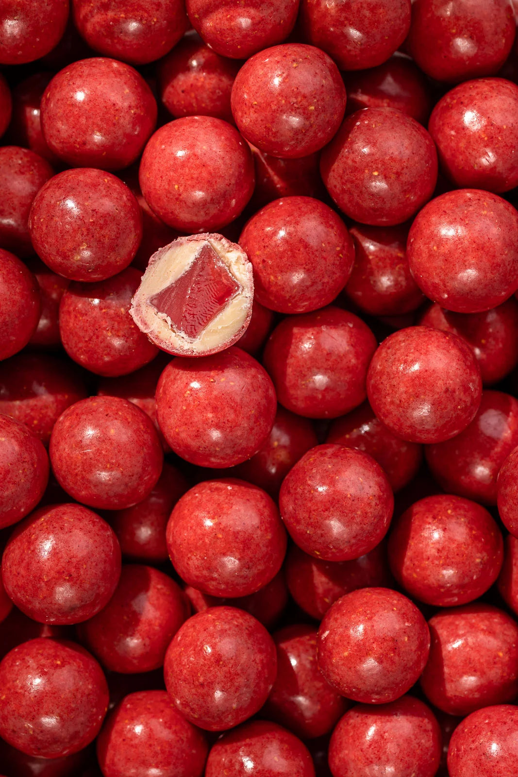 Fruchtgummi mit Schokolade – Erdbeere Love Edition  110 g