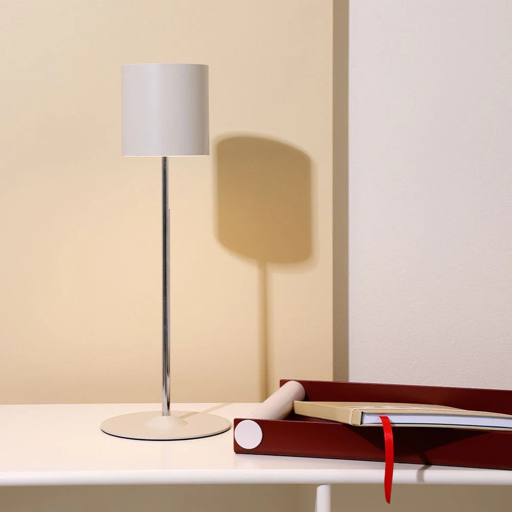 FLYT. PORTABLE LAMP Weiß