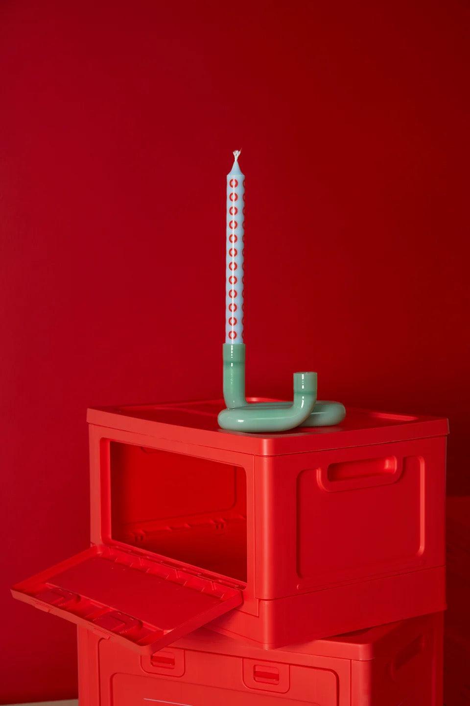 BOX, MITTEL, ROT
