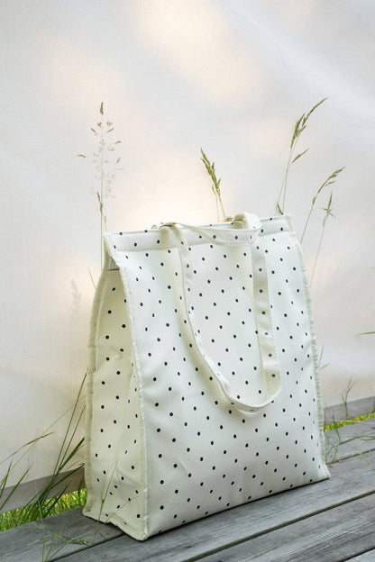 "Cool Dots" – Die stylische Kühltasche für unterwegs