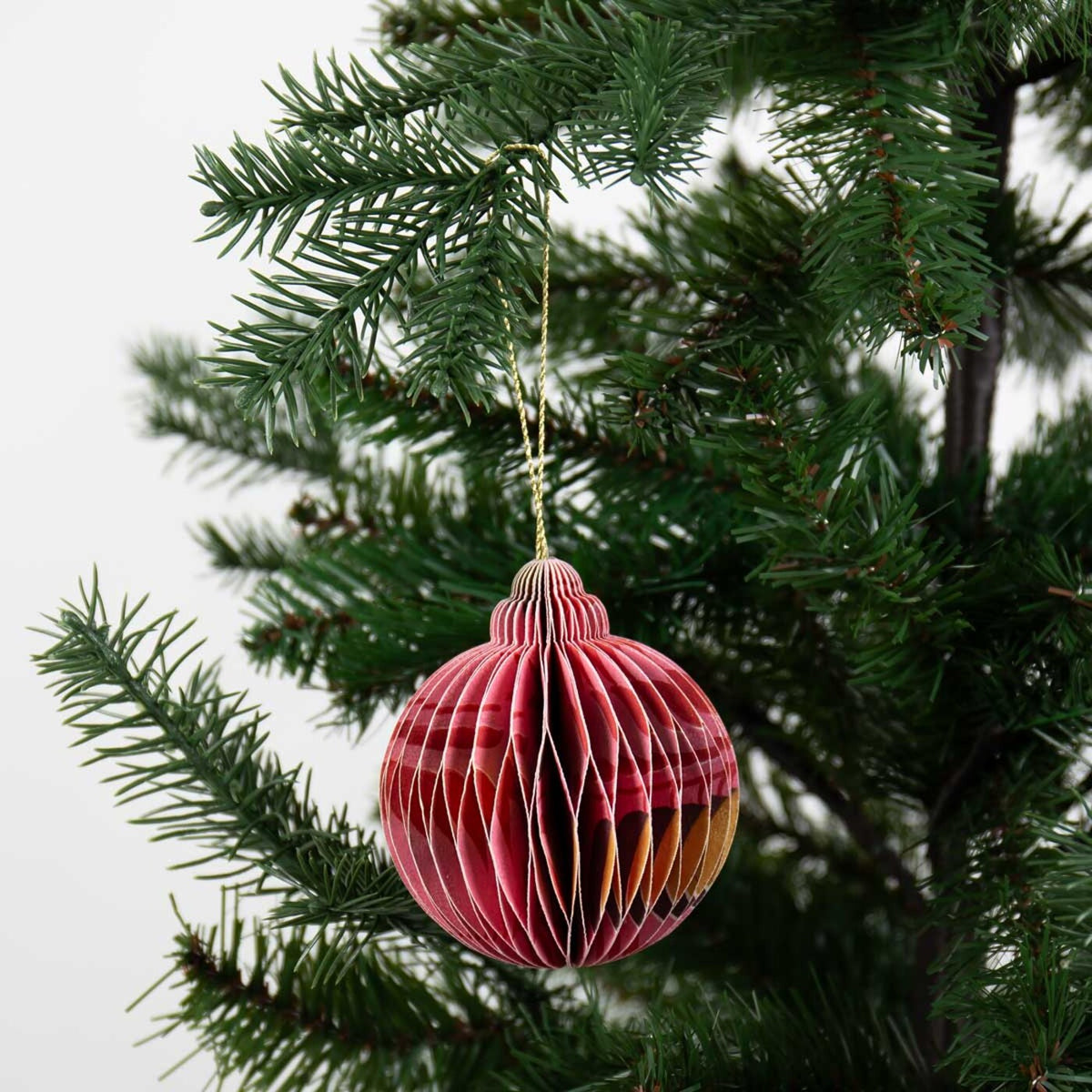 JAIPUR – Handgemachte, faltbare Weihnachtskugel, Pink – Fair Trade
