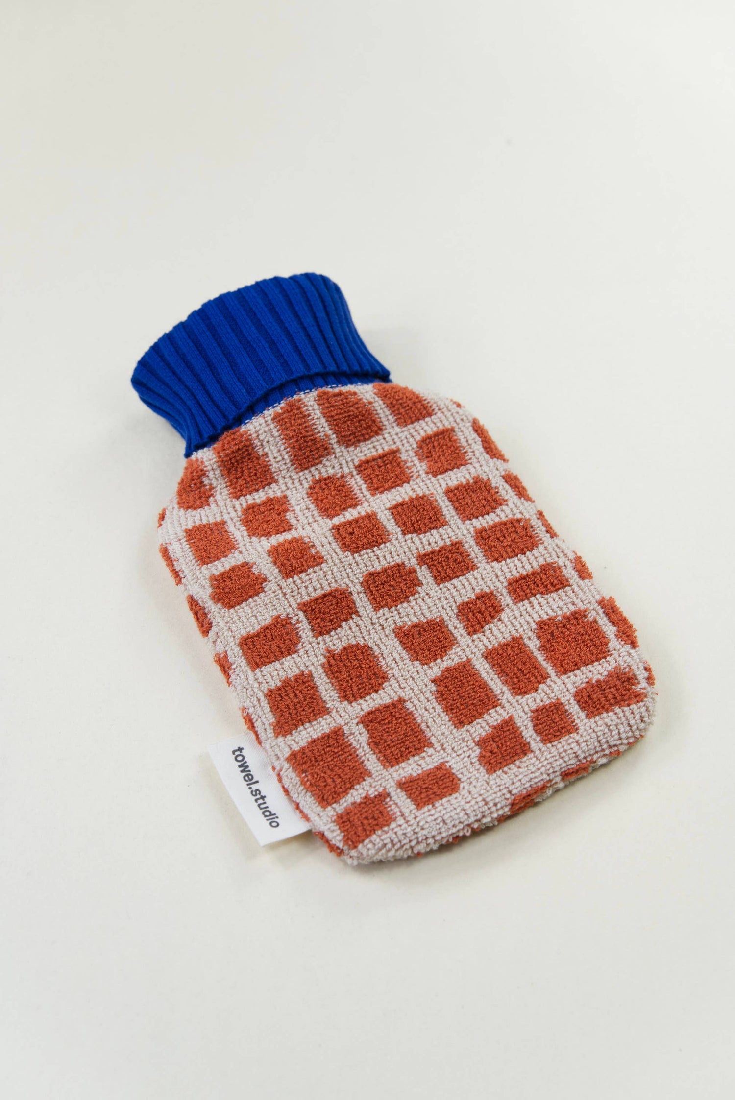 Bold Grid Wärmflasche Barn Klein — 0,8 l